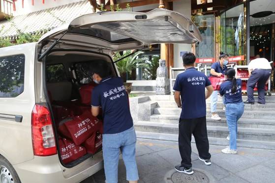 板城酒业携手孙掌勺为终端合作伙伴送去中秋节日祝福